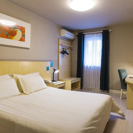 Bestay Hotel Express Shenyang Imperial Palace Huaiyuanmen Subway Station Buitenkant foto