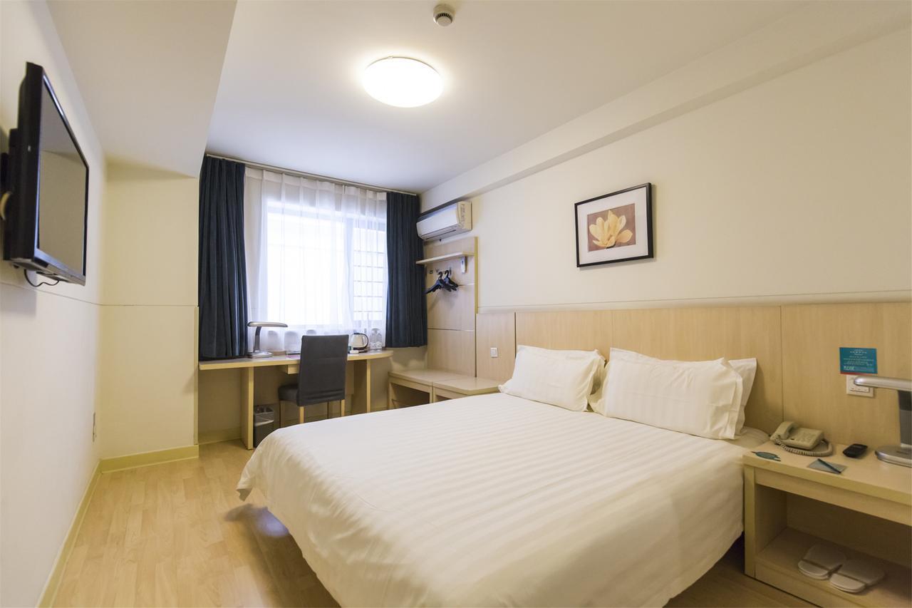 Bestay Hotel Express Shenyang Imperial Palace Huaiyuanmen Subway Station Buitenkant foto