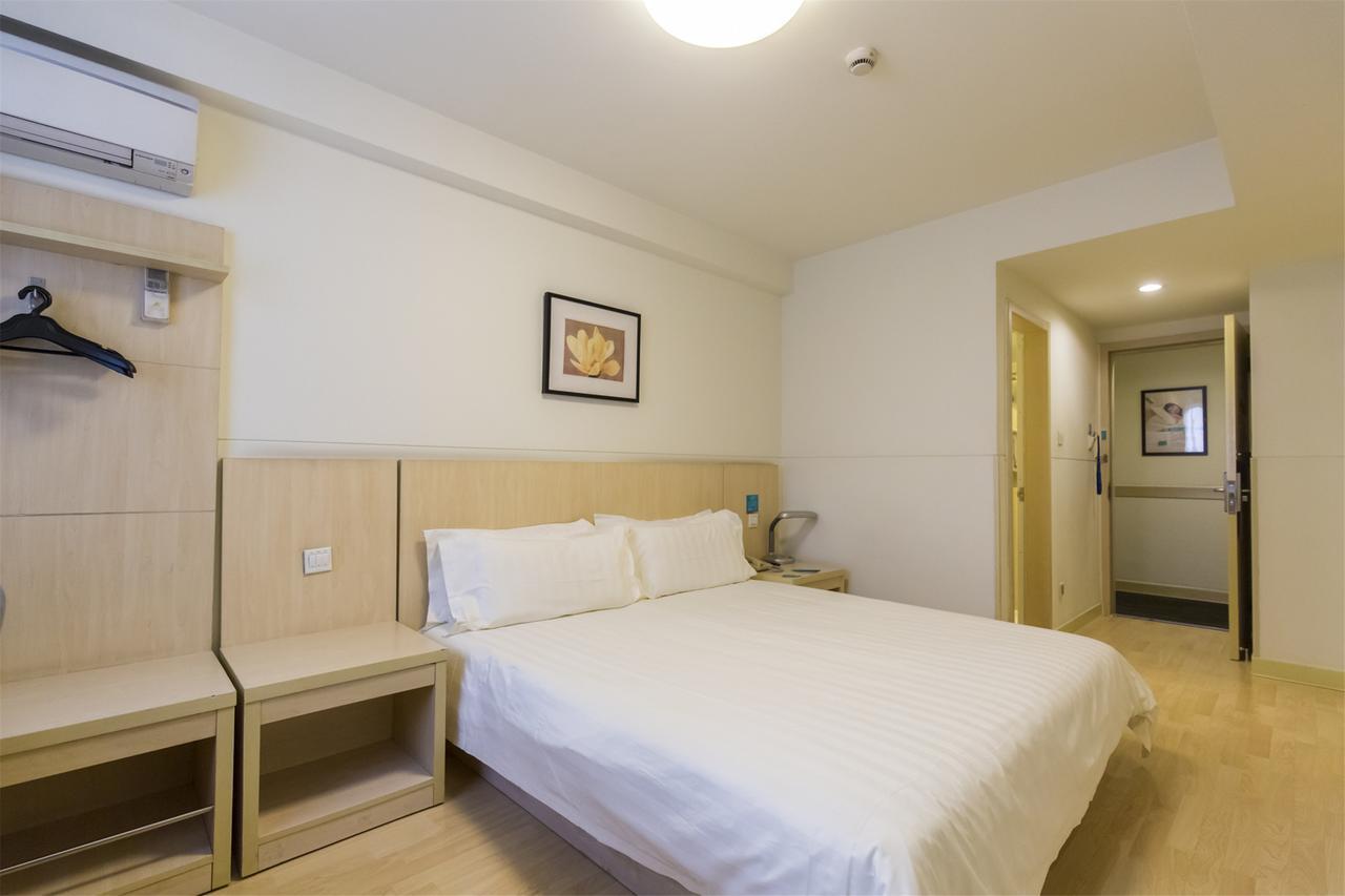 Bestay Hotel Express Shenyang Imperial Palace Huaiyuanmen Subway Station Buitenkant foto